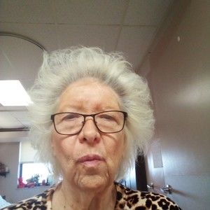 Meet your Posher, Dana